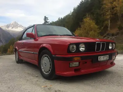 BMW 320i Cabrio 1989 — Cabriolet classique M-Technic, sans accident — Armaturenbrett