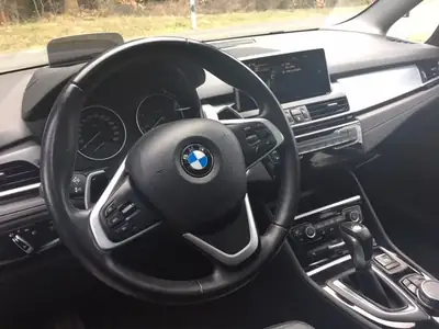 BMW 220 Gran Tourer xDrive — Monospace 7 places, toit panoramique, diesel efficace — Miniatura 7