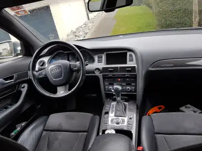 Audi S6 5.2 V10 quattro — Berline sportive légendaire, 435 ch, sans accident — détail