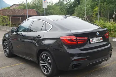 BMW X6 M50d Steptronic — SUV coupé diesel premium, 381 ch et transmission intégrale — Innenraum