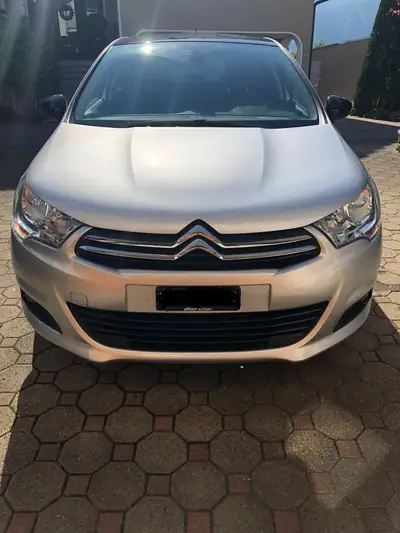 Citroën C4 Berline 1.2 THP Black Top — Berline compacte économique, 53'200 km seulement — vista esterna