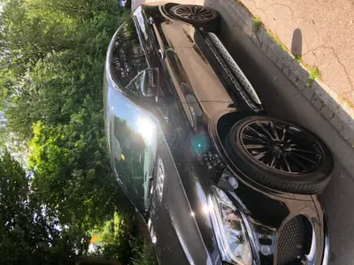 Mercedes-Benz GLE 43 AMG Coupé — Élégance sportive et performances brutes, très peu kilométré — dettaglio
