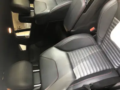 Mercedes-Benz GLE 43 AMG Coupé — Élégance sportive et performances brutes, très peu kilométré — Miniatura 10