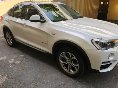 BMW X4 xDrive 20d Steptronic — SUV coupé diesel performant, 80 000 km — tableau de bord