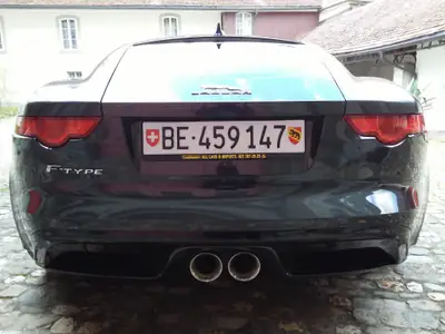 Jaguar F-Type Coupé 3.0 V6 Superchargé — Sportive britannique affûtée, 35 000 km — dettaglio