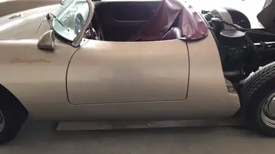 Porsche 550 Replica Beck — Légendaire cabriolet sport, prêt pour l'importation oldtimer — Miniatura 9