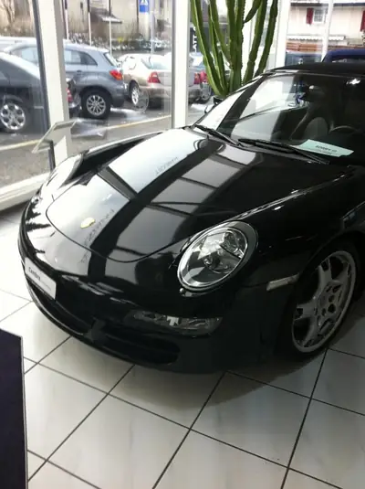 Porsche 911 Cabrio Carrera 4S — Roadster de prestige, 355 ch tous-terrains — Miniature 7