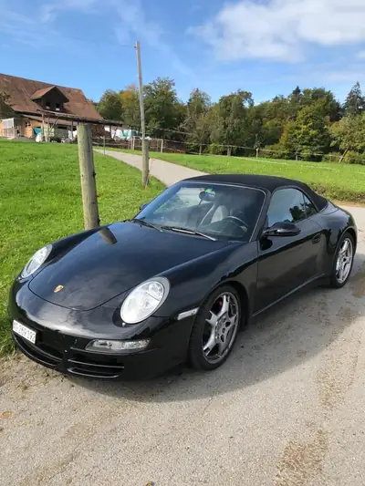 Porsche 911 Cabrio Carrera 4S — Roadster de prestige, 355 ch tous-terrains — Miniature 10