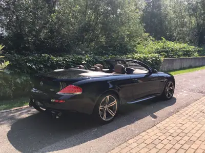 BMW M6 Cabrio V10 — Roadster haute performance, 21'430 km seulement — intérieur