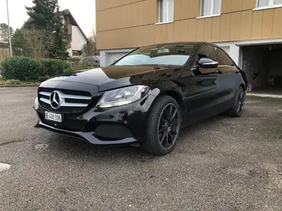 Mercedes-Benz C 250 BlueTEC Exclusive 4Matic — Diesel puissant, 44 500 km seulement — vista esterna