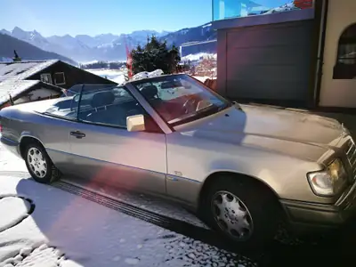 Mercedes-Benz E 320 Cabrio — Élégance classique et performances intemporelles — détail