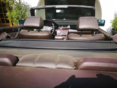 Mercedes-Benz E 320 Cabrio — Élégance classique et performances intemporelles — Miniature 14
