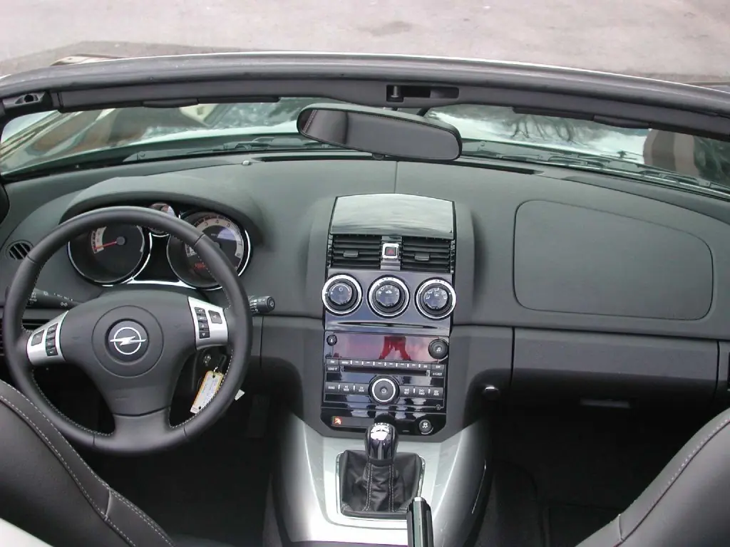 Opel Gt 2007 occasion Frasnacht — 2