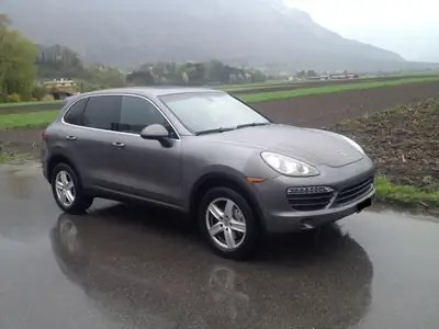 Porsche Cayenne S 2011 — SUV sportif 400 ch, faible kilométrage, sans sinistre — Seitenansicht