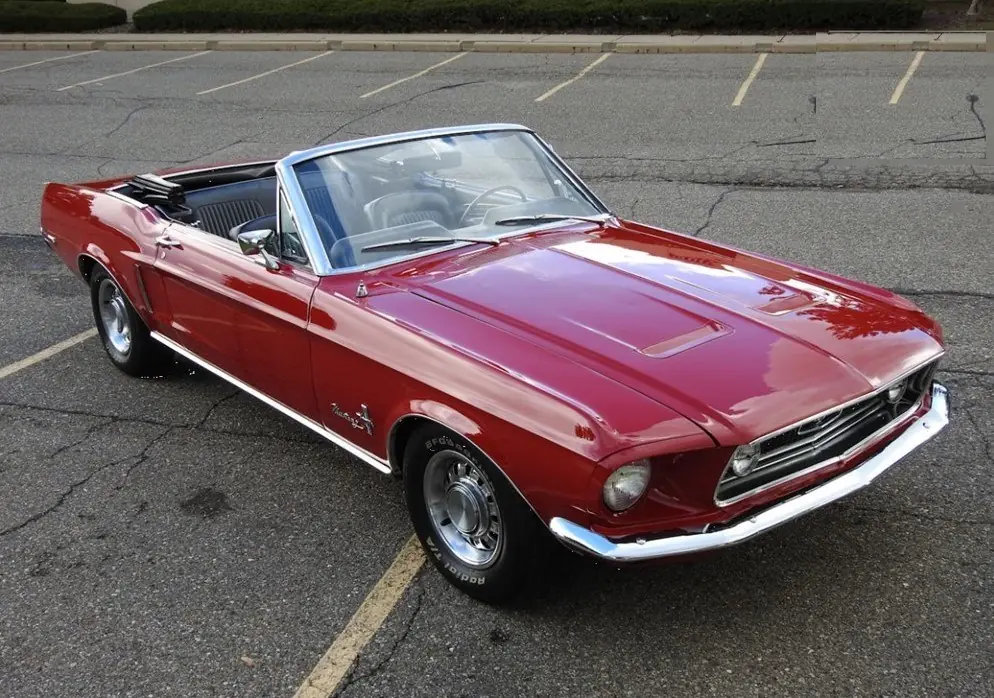 Ford Mustang Cabrio 1968 — Légende américaine décapotable, moteur 4.7L