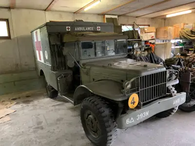 Dodge WC KD-64 1944 — Véhicule militaire de collection d'exception, sans accident — Miniature 7