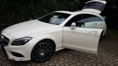 Mercedes-Benz CLS 400 Shooting Brake 4Matic — Édition Final limitée, 33'000 km — vue extérieure