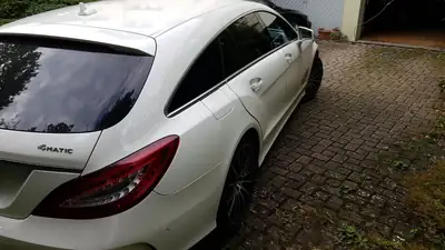 Mercedes-Benz CLS 400 Shooting Brake 4Matic — Édition Final limitée, 33'000 km — intérieur