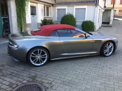 Aston Martin DBS Volante Touchtronic 2 — Cabriolet sportif 517 ch, faible kilométrage — Miniature 12