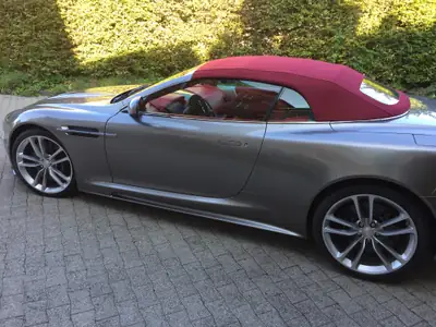 Aston Martin DBS Volante Touchtronic 2 — Cabriolet sportif 517 ch, faible kilométrage — Miniature 10