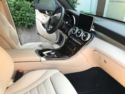 Mercedes-Benz GLC Coupé 250 4Matic — SUV premium 24 000 km, sans sinistre — Miniatura 8