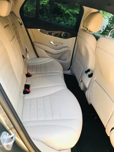 Mercedes-Benz GLC Coupé 250 4Matic — SUV premium 24 000 km, sans sinistre — Miniatura 13