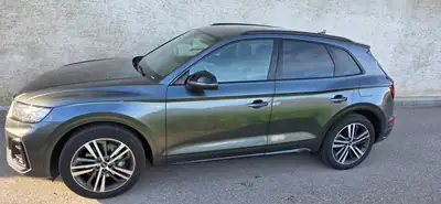Audi Q5 50 TFSI e PHEV S line — SUV hybride rechargeable, 22'000 km, véhicule suisse — vue extérieure
