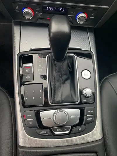 Audi A7 Sportback 3.0 TDI S-tronic — Berline sportive diesel, entretien Audi complet — Miniatur 12