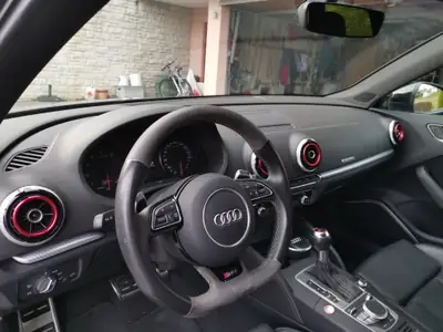 Audi RS3 Sportback 2.5 TFSI quattro — 367 ch, état impeccable, service récent — Miniatura 8