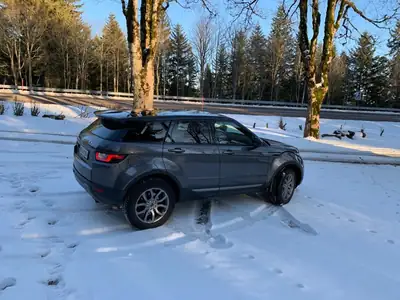 Range Rover Evoque 2.0 TD4 HSE — Diesel efficace, 66'000 km, transmission automatique — Miniature 12
