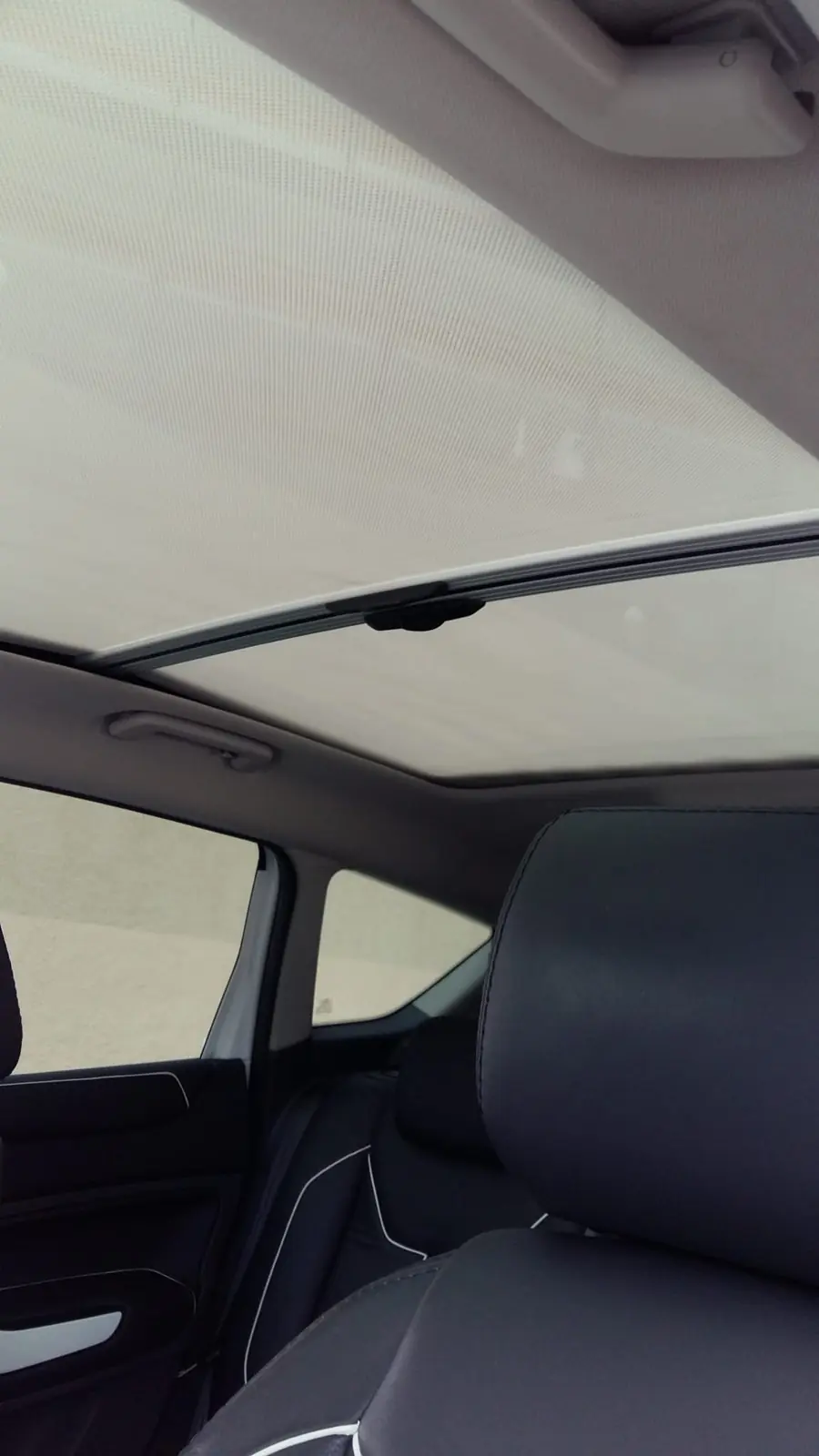 Ford Kuga 2011 occasion Crans Montana — 3