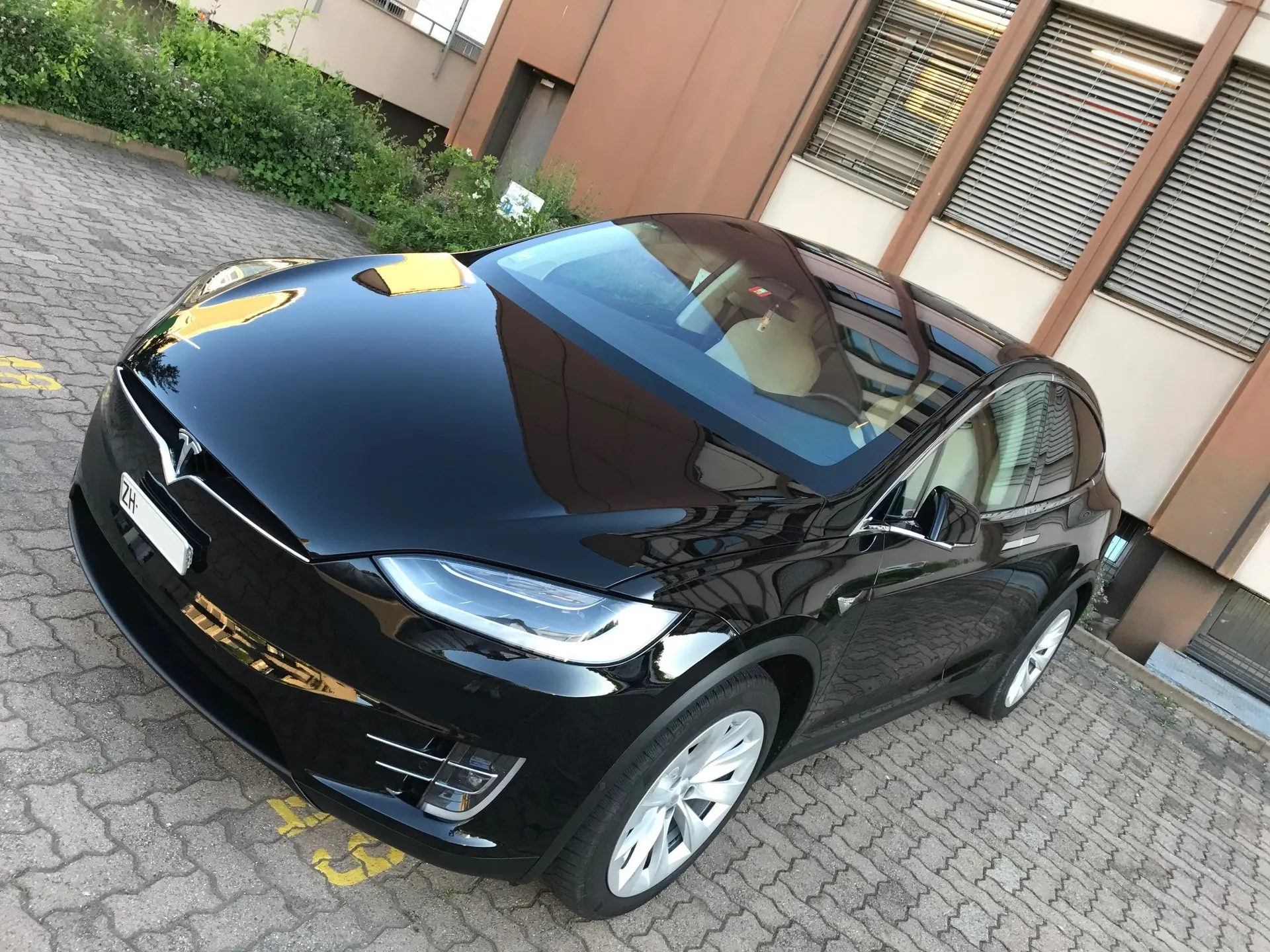 Tesla Model X 2017 occasion Zürich — 4