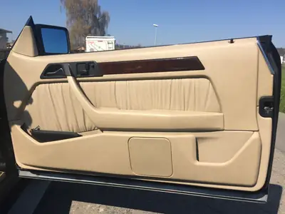 Mercedes-Benz E 320 Cabrio — Cabriolet élégant des années 90, entretien impeccable — Miniatura 15