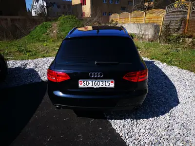 Audi A4 Avant 3.2 FSI Quattro — Break de prestige, motorisation essence performante — dettaglio