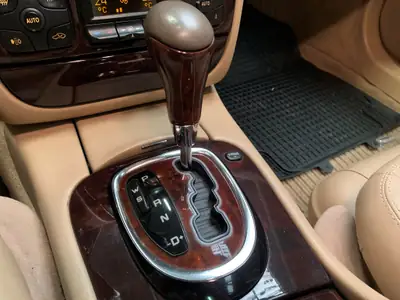 Mercedes-Benz S 500 L — Berline de prestige V8, histoire automobile certifiée — Miniatura 9