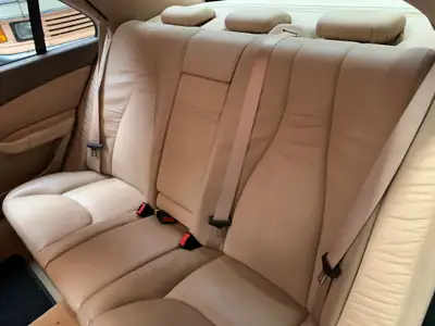 Mercedes-Benz S 500 L — Berline de prestige V8, histoire automobile certifiée — Miniatura 11