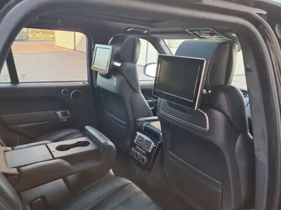 Land Rover Range Rover 4.4 TDV8 Autobiography Black — Prestige et performance diesel — dettaglio