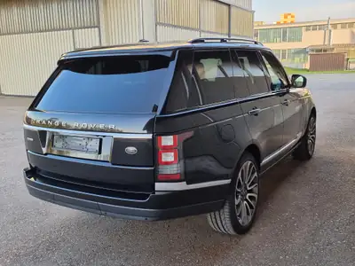 Land Rover Range Rover 4.4 TDV8 Autobiography Black — Prestige et performance diesel — Miniatura 15