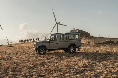Land Rover Defender 110 2.2 TD4 — Le 4x4 légendaire, fiable et polyvalent — interni