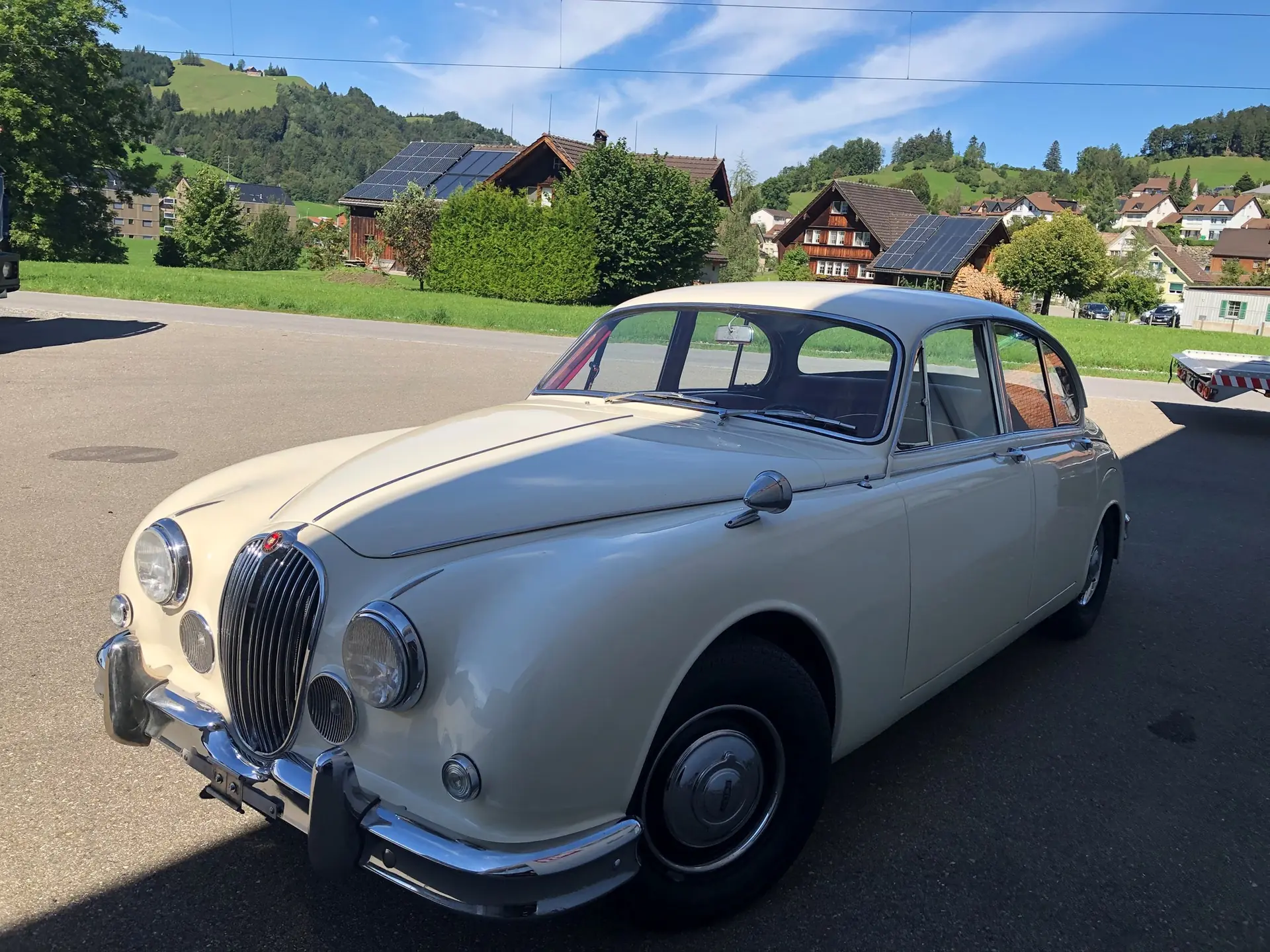 Jaguar MK 2 1960 — Légende britannique restaurée, véhicule vétéran homologué