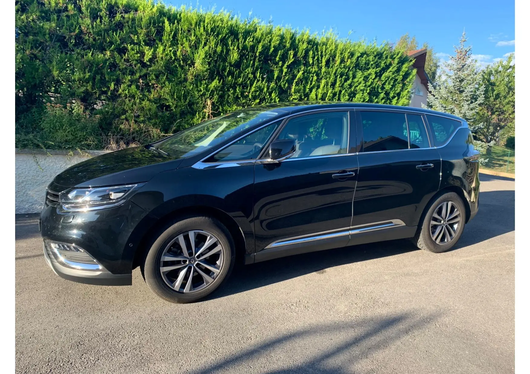 Renault Espace 1.8 TCe Intens EDC — Monospace 7 places, motorisation dynamique et consommation maîtrisée