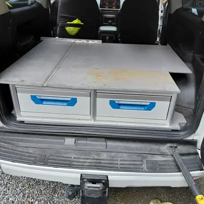 Toyota Land Cruiser 3.0 TD — Robustesse légendaire, motorisation diesel fiable et attelage professionnel — Miniature 11