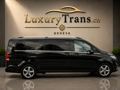 Mercedes-Benz V 300 d ExtraLang — Monospace 8 places diesel, 4Matic, 33'000 km — Heckansicht