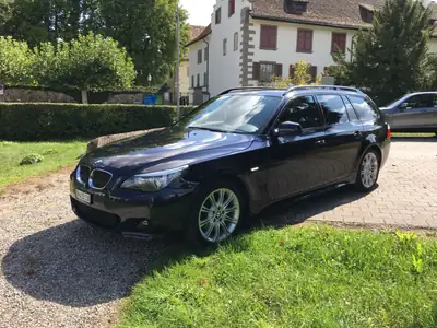 BMW 530xd Touring Steptronic — Break diesel robuste, service neuf, sans sinistre — vista posteriore