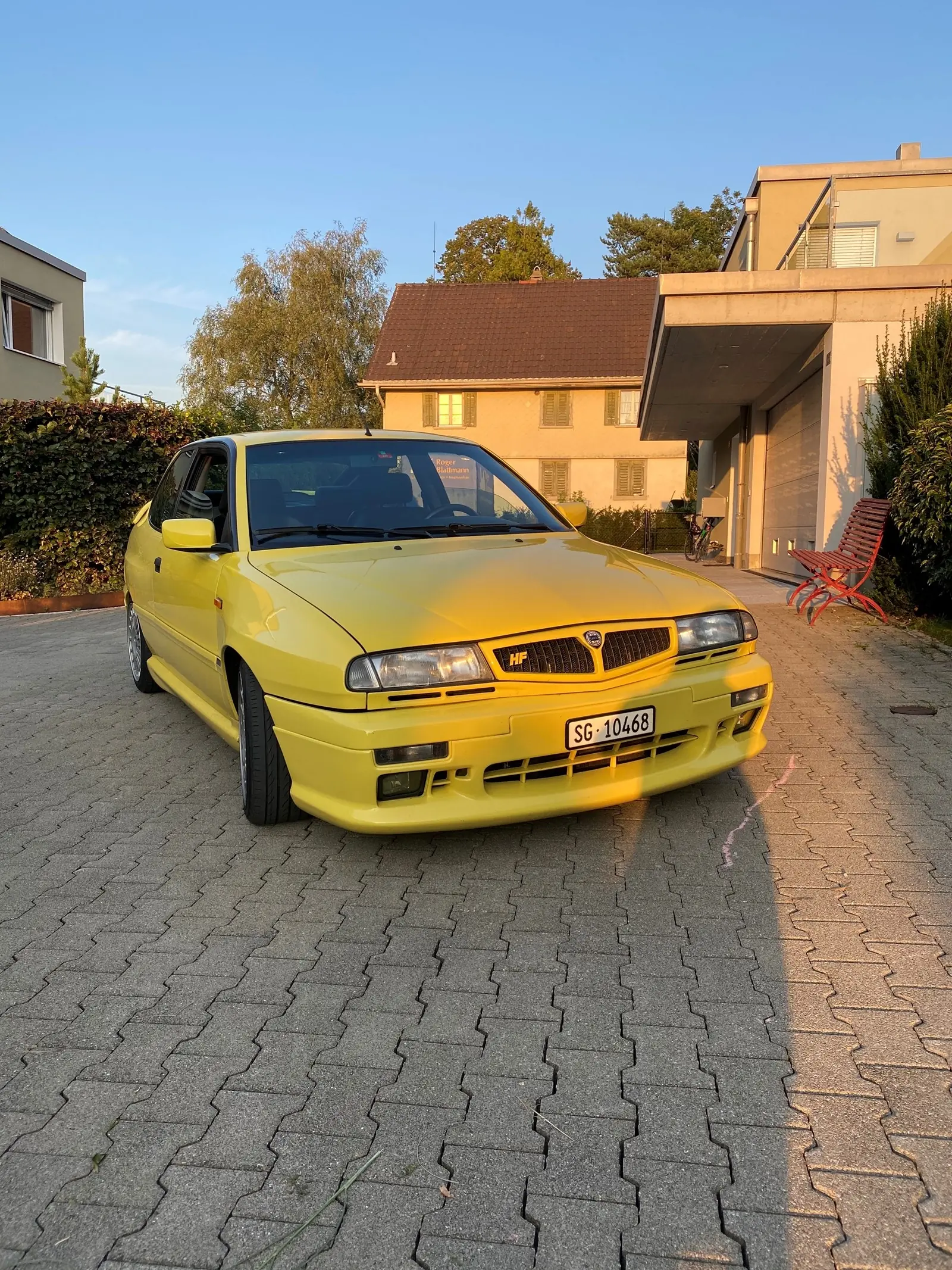Lancia Delta HPE 2.0 16V HF — Sportive culte des années 90, moteur 193 ch — vue extérieure