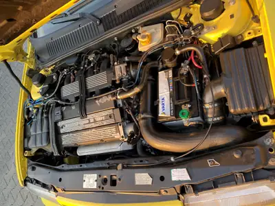 Lancia Delta HPE 2.0 16V HF — Sportive culte des années 90, moteur 193 ch — intérieur