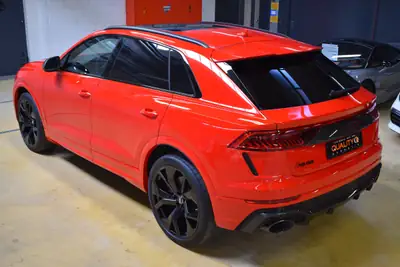 Audi RSQ8 quattro — Le SUV coupé de 600 ch, très peu roulé — intérieur