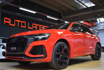 Audi RSQ8 quattro — Le SUV coupé de 600 ch, très peu roulé — Miniature 8