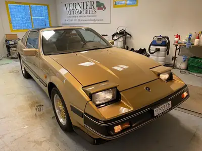 Nissan 300 ZX T — Coupé sportif des années 80, moteur 3.0L turbo et bas kilométrage — rear view