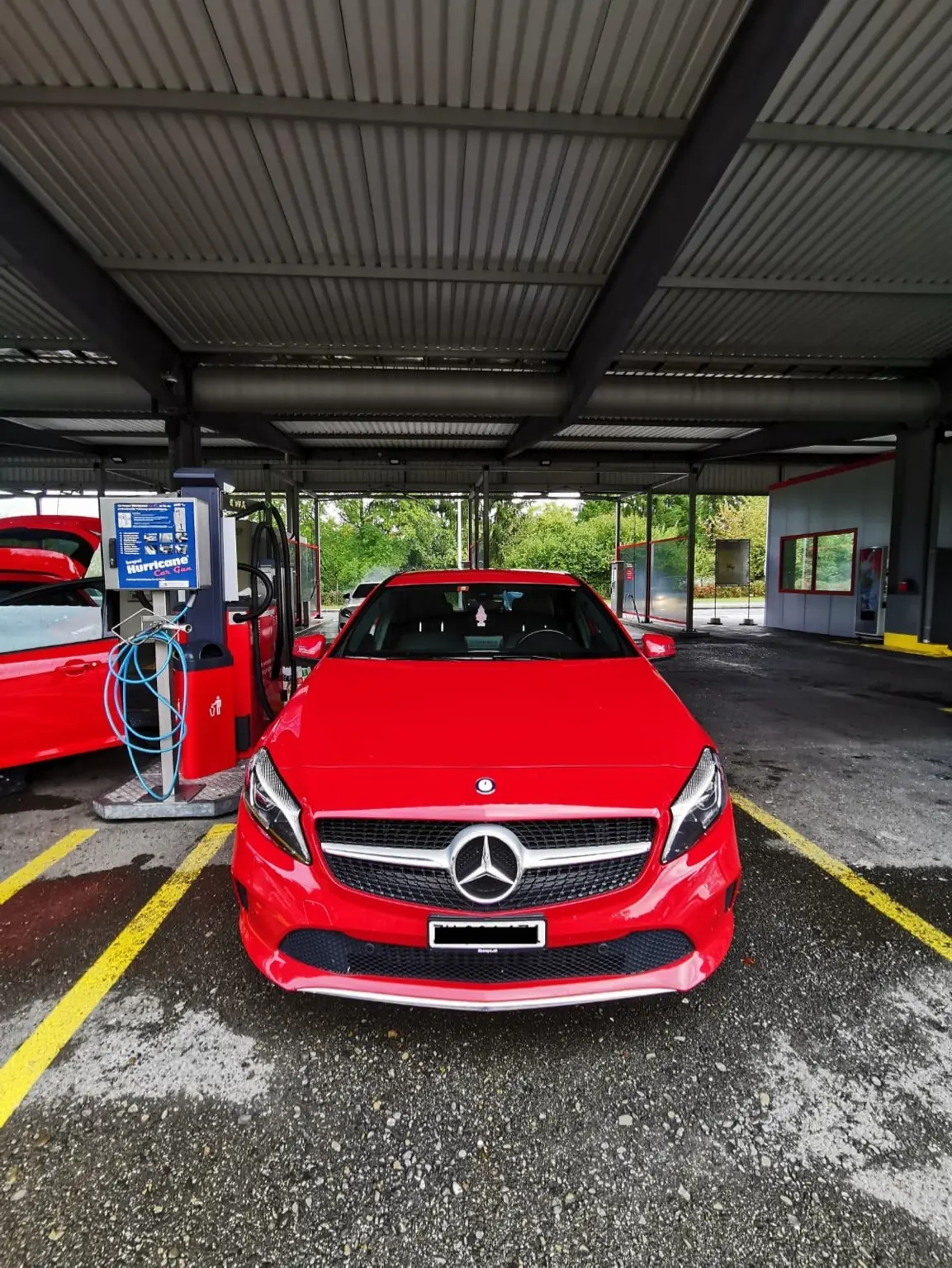 Mercedes-Benz Classe A 180 Urban — Élégance compacte et fiabilité allemande — vista esterna